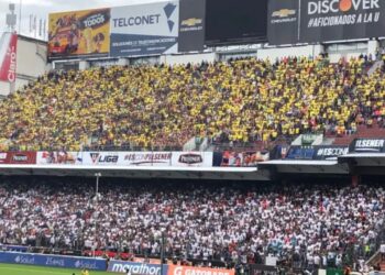 LDU Quito y Barcelona acuerdan el regreso de las hinchadas visitantes en un duelo clave por la Liga Ecuabet 2025