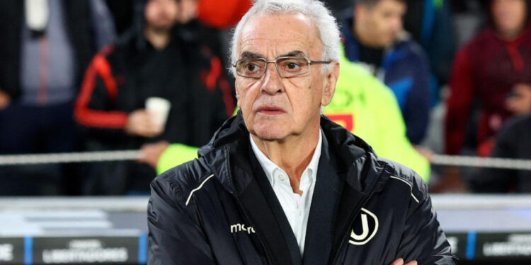 Jorge Fossati: "Tratamos de mantener el equilibrio y con eso, tener humildad y autocrítica"