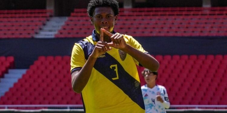 Deinner Ordóñez participa con la Selección Ecuatoriana