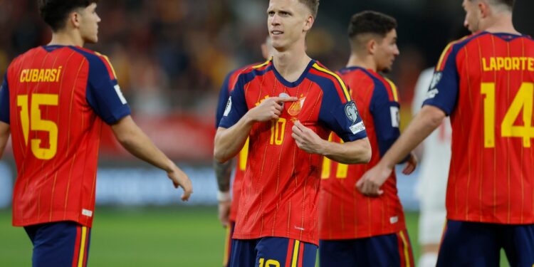 España sella su clasificación al Mundial a pesar del atasco ante Turquía