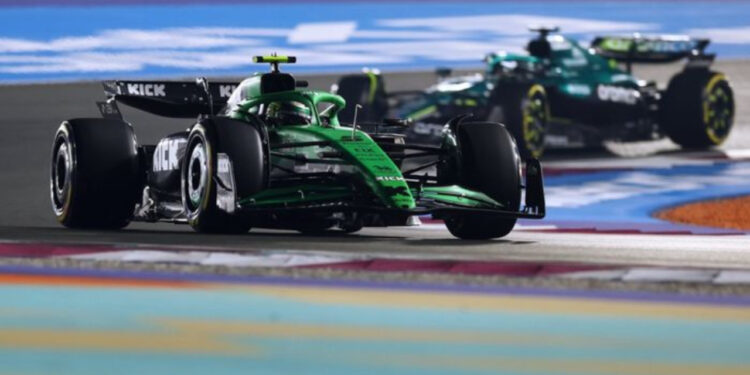 Aston Martin has taken the lead once again. While Formula 1 is still in the final stretch of the current season, the Silverstone-based team decided to set the pace and became the first team to officially reveal when it will unveil its 2026 car.