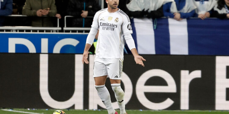 Asencio durante el partido contra el Deportivo Alavés