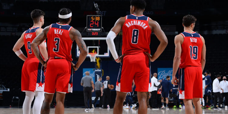 The NBA lights up this Tuesday with a schedule promising maximum excitement and possible shifts in the battle for the top spots. As the season reaches a critical stage, every game feels like a mini-final for teams that cannot afford mistakes.