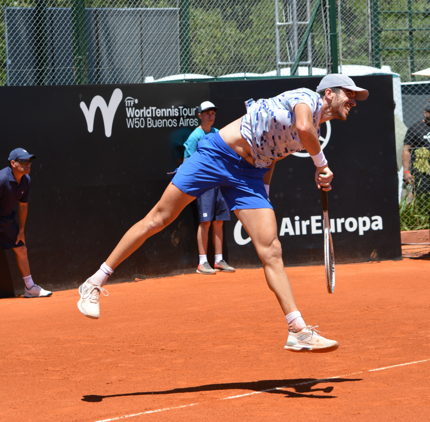 Agamenone eligió otro camino. No aceleró cuando no correspondía, no buscó golpes imposibles para salir rápido del problema
