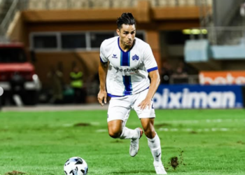 David Simón, el lateral español que triunfa en el Kifisia Fútbol Club de Grecia