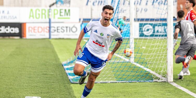 Aleix Ruiz sentencia la victoria del CFJ Mollerussa en su debut en casa