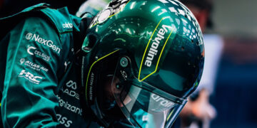 Lance Stroll bajándose del Aston Martin | Foto: Aston Martin