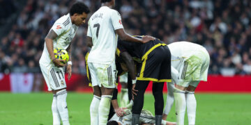 El centrocampista del Rayo Vallecano protagonizó una entrada dura y pidió perdón tras el partido