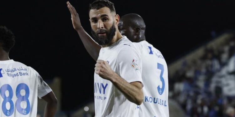 Karim Benzema celebrando un gol