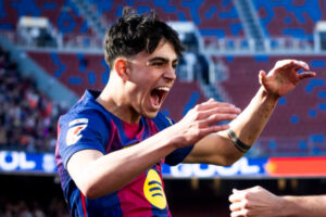 Marc Bernal celebrates Barcelona´s first goal