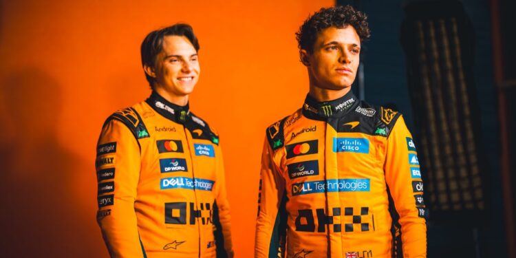 Oscar Piastri y Lando Norris con McLaren / Foto: McLaren Mastercard Formula 1 Team