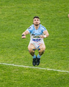 Mateo Carreras volvió a las canchas luego de una lesión en la derrota de Bayonne ante Racing 92