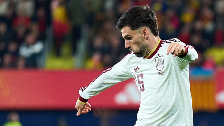 Álex Baena jugando con la Selección Española / Fuente: Atlético de Madrid