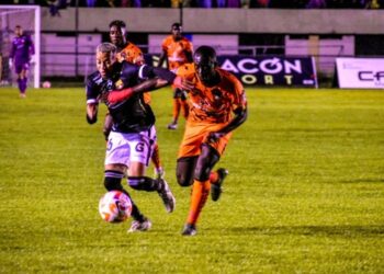 Partidazo entre Libertad FC y Barcelona SC