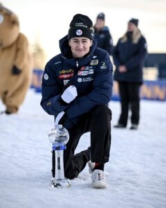 Eric Perrot y su globo individual Copa Mundial de biatlón 2025 - 2026