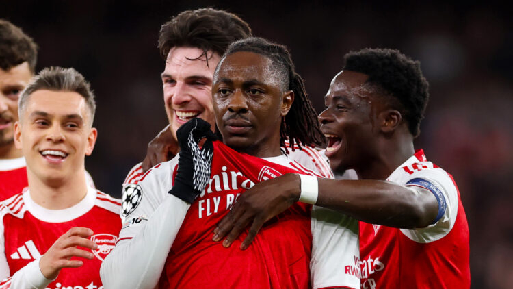 Eze celebra su gol en Champions ante el Leverkusen