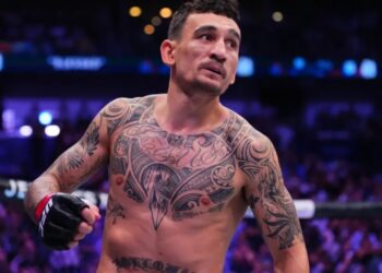 Holloway fuera del P4P