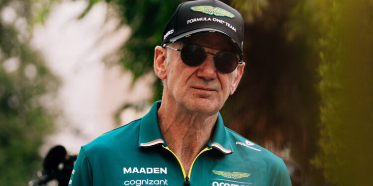 Adrian Newey con Aston Martin / Aston Martin Formula One Team