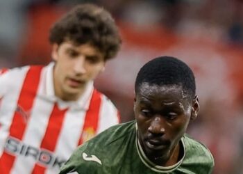 El fútbol quedó en un segundo plano en El Molinón