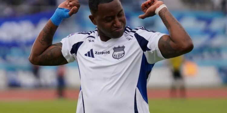 Se retira en el George Capwell este domingo