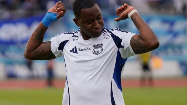 Se retira en el George Capwell este domingo