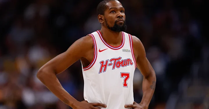 Kevin Durant se convierte en el quinto máximo anotador histórico de la NBA