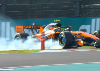Lando Norris bloqueando las ruedas en Suzuka / Fuente: Fórmula 1