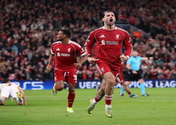 Liverpool arrasa al Galatasaray avanza a cuarto de la Champions