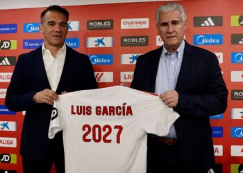 Luis García Plaza se convierte en nuevo entrenador del Sevilla sustituyendo a Matías Almeyda
