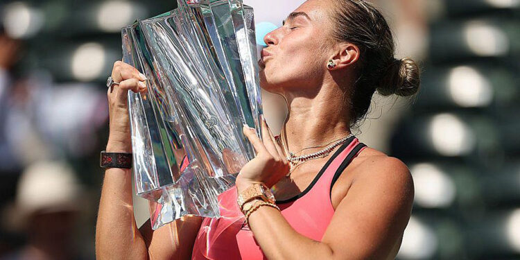 La tenista bielorrusa alcanza su mejor puntación histórica mientras Rybakina asciende al segundo puesto de la clasificación mundial