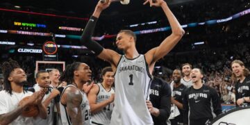 Los San Antonio Spurs pueden convertirse en el campeón más joven de la NBA en 50 años