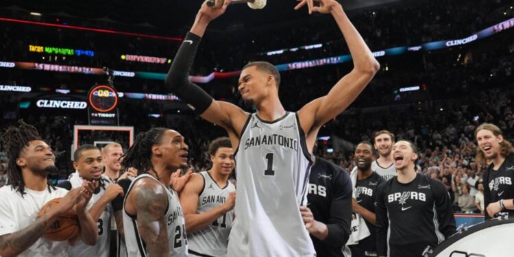 Los San Antonio Spurs pueden convertirse en el campeón más joven de la NBA en 50 años