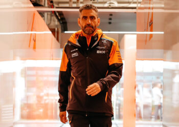 Andrea Stella con McLaren / McLaren Mastercard Formula 1 Team