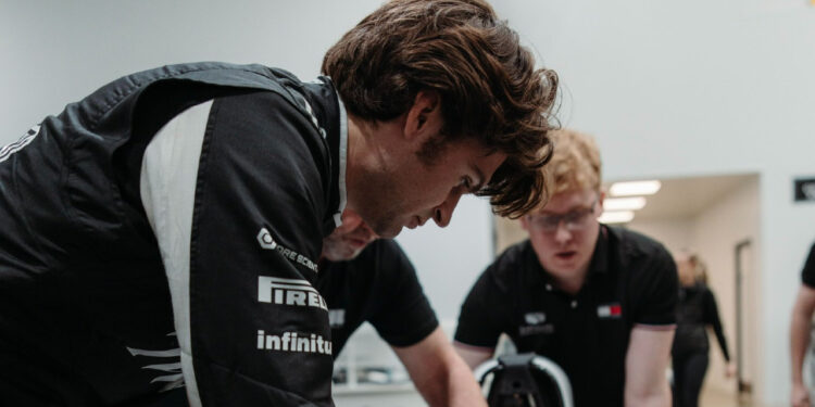 Colton Herta con Cadillac F1 / Fuente: Cadillac Formula 1 Team