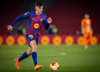 Gerard Martín jugando con el FC Barcelona / Fuente: FC Barcelona