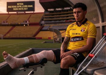 Joao Rojas se lesiona y etarafuera 9 meses