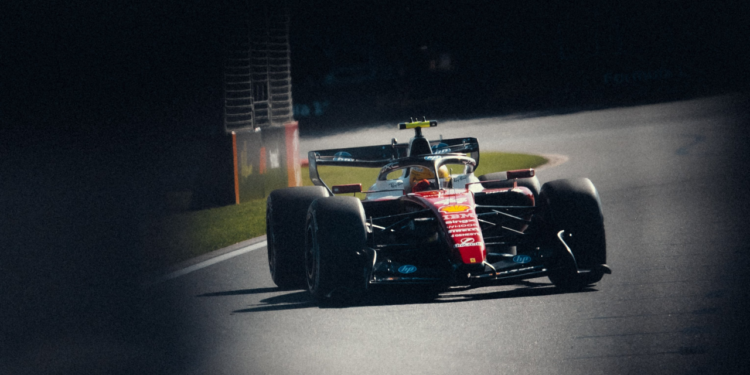 Lewis Hamilton pilotando el Ferrari F1 de 2026 / Fuente: Scuderia Ferrari HP