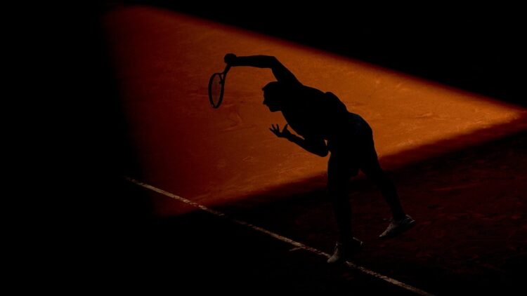 Atleta jugando en el torneo ATP Mutua Madrid Open 2026