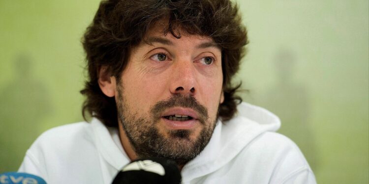 Óscar Freire, condenado por malos tratos a su exmujer