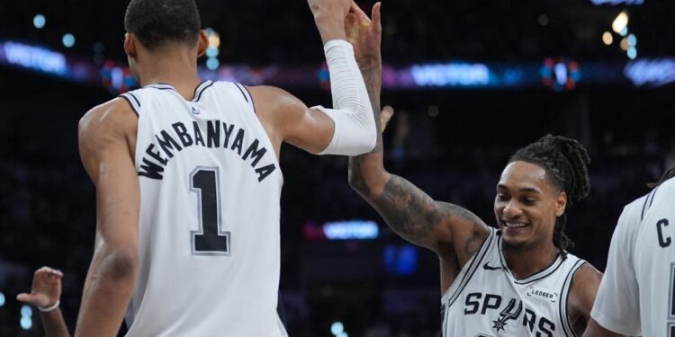 San Antonio Spurs se clasifica a segunda ronda eliminando a Portland Trail Blazers