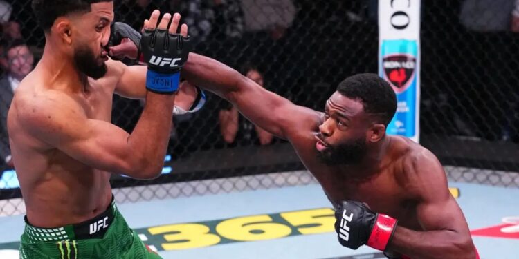 Sterling sorprende a Zalal