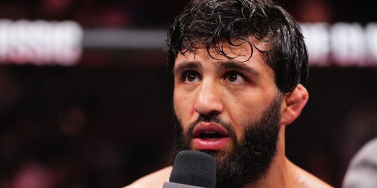 Tsarukyan responde a Topuria