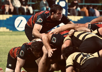 Scrum de Pampas en el triunfo ante Peñarol en San Isidro