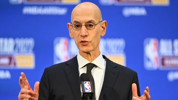Adam Silver planea implementar la IA para las decisiones objetivas en el arbitraje de la NBA