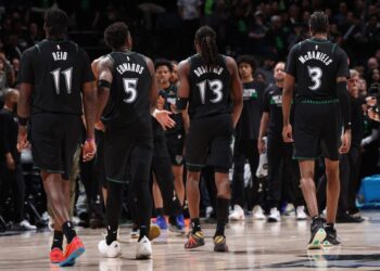 Timberwolves juego 4 Playoffs 2025/26