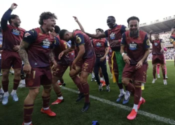 El Deportivo de la Coruña asciende a Primera División tras ganar 0-2 al Valladolid