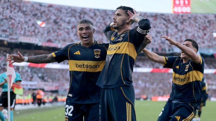 Victoria de Boca Juniors frente a River Plate