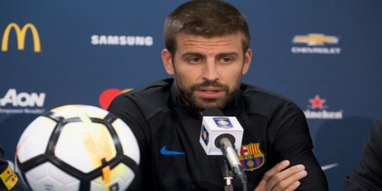 Piqué se rinde ante Florentino Pérez tras sus palabras sobre las peleas en el Madrid