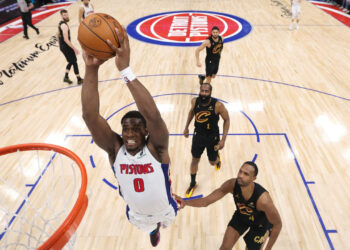 Jalen Duren juego 1 contra Cavs 2025/26