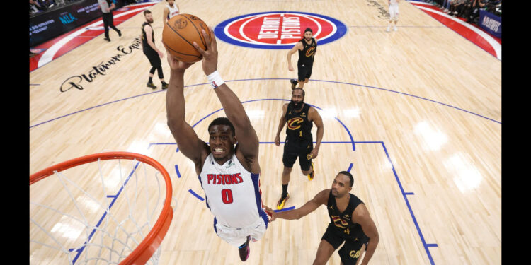 Jalen Duren juego 1 contra Cavs 2025/26